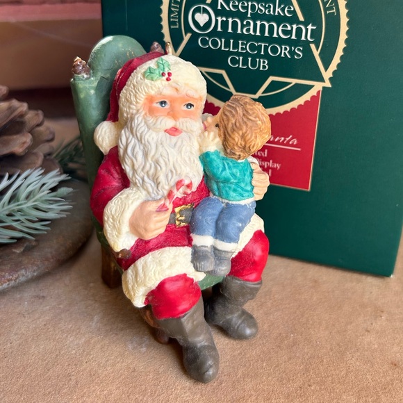 Hallmark Keepsake Secrets for Santa Ornament New in Box - Picture 1 of 12